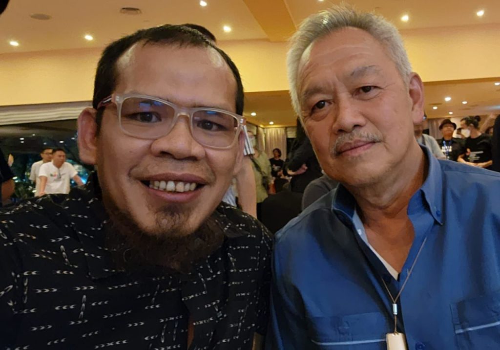 Ketua JMSI Aceh, Hendro Saky (kiri) bersama pemilik Grup Artha Graha, Tommy Winata.
