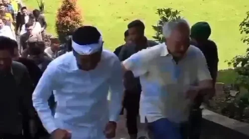 Momen Lucu Dedi Mulyadi Adu Balap Naik Tangga dengan Tomy Winata di Cianjur Selatan