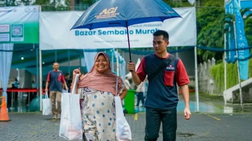 Perbanas dan Artha Graha Peduli gelar bazar ribuan paket sembako murah