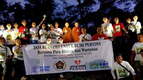 Dari Gunung Padang Ajakan Pertobatan Ekologis di Peringatan Hari Bumi